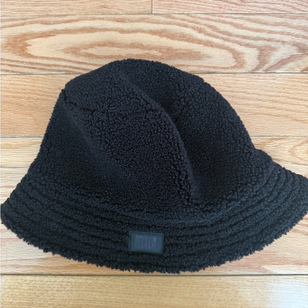 UGG Sherpa hat